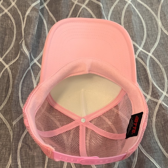 Skater girl trucker hat - Picture 6 of 9